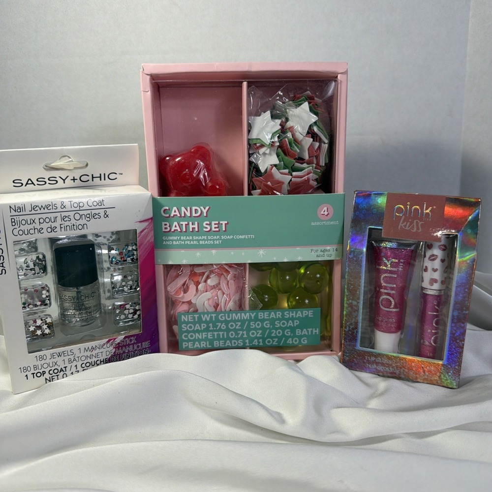 Girls Gift Set Nail Jewels/Polish & Candy Bath Set‎ & Pink Kiss Lip Gloss